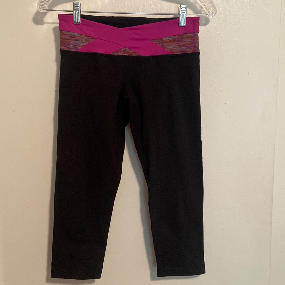 Lululemon Black Cropped Leggings
